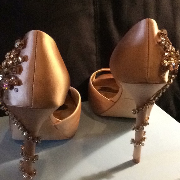 Shoes - Picture 4 of 4